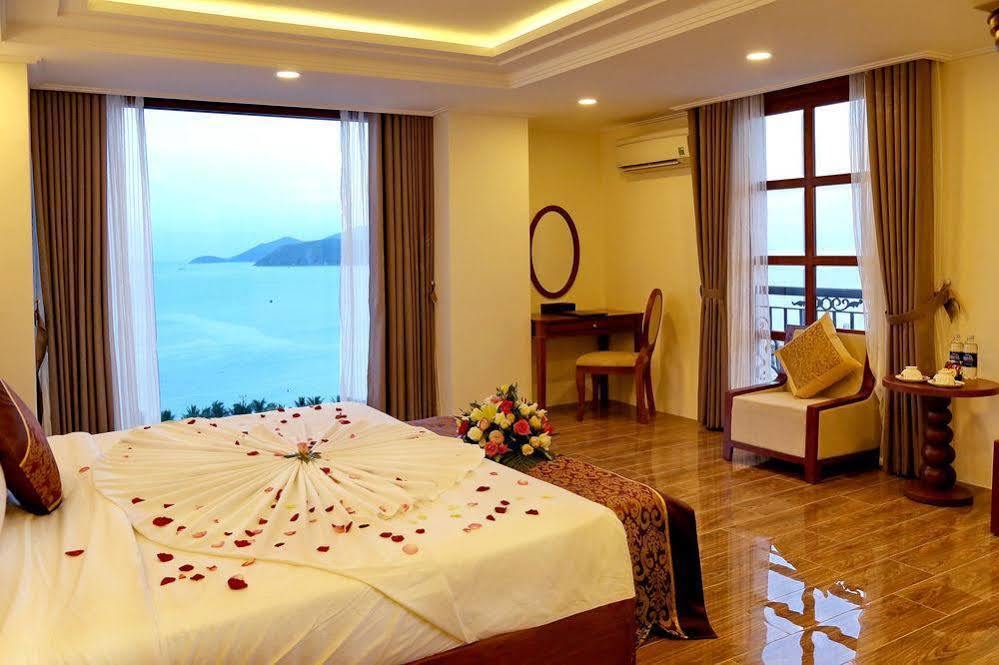 Apus Inn Нячанг Экстерьер фото