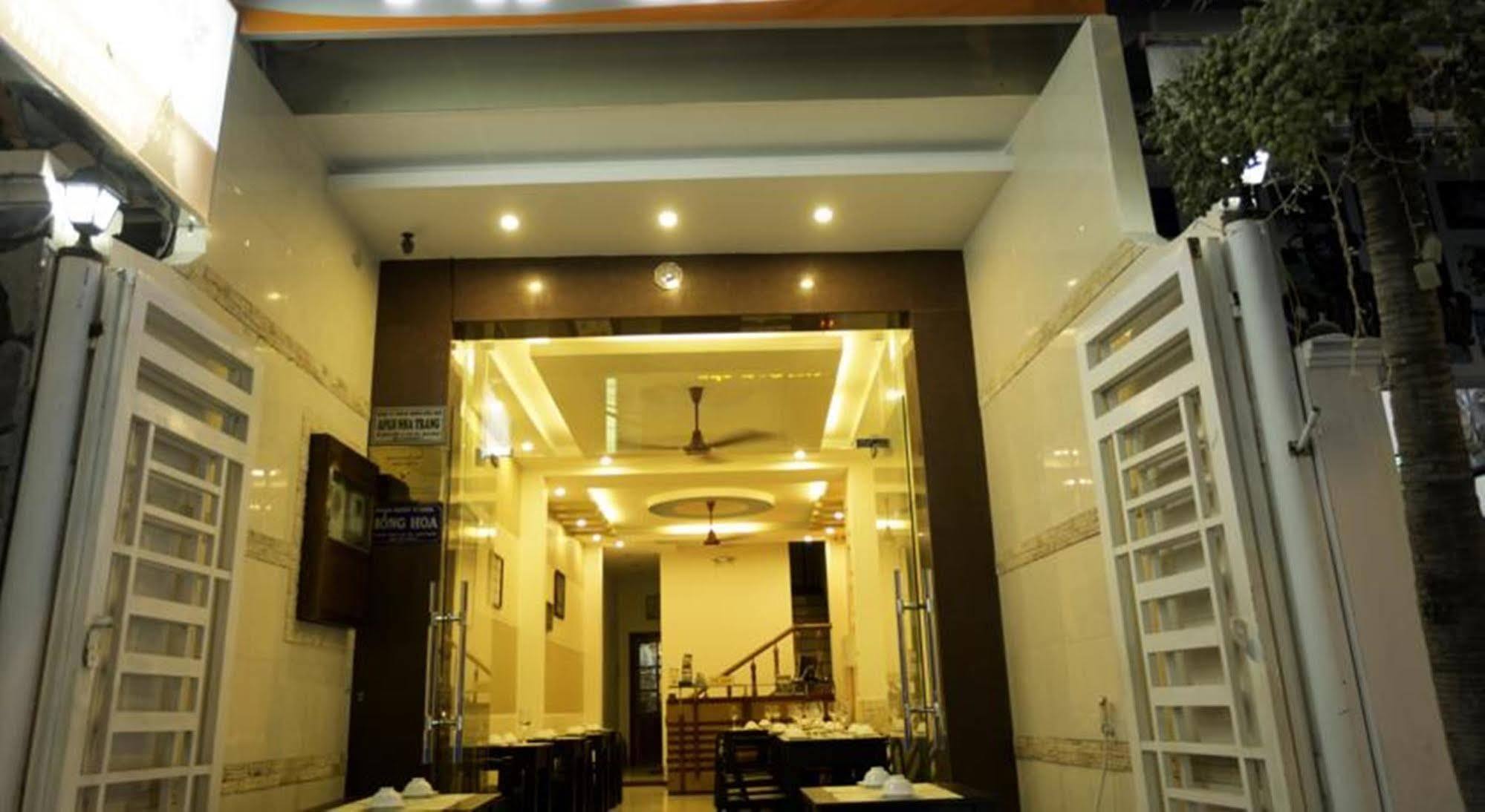Apus Inn Нячанг Экстерьер фото