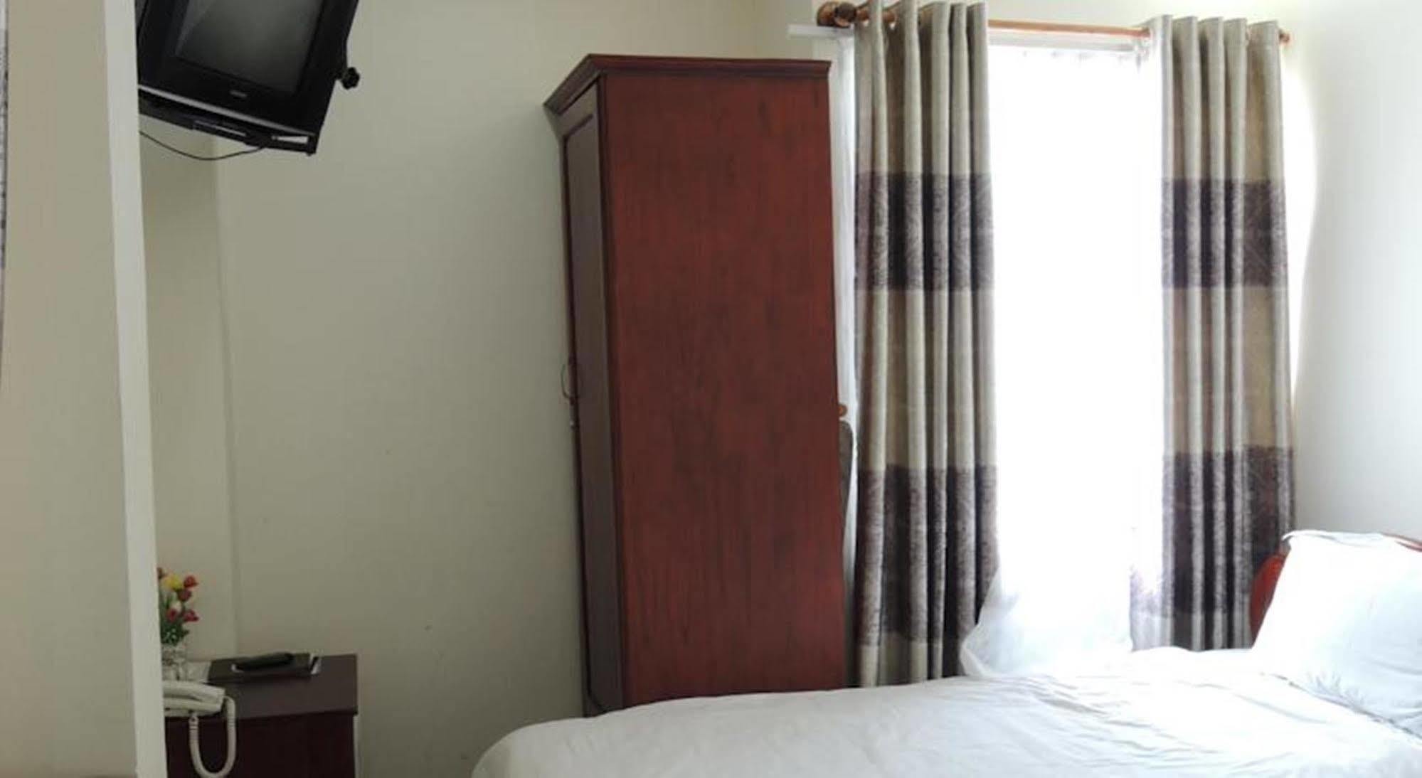 Apus Inn Нячанг Экстерьер фото